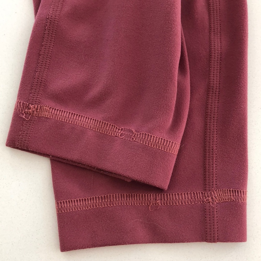 💢SOLD💢Align Pant, Misty Merlot 25” - Picture 6 of 8